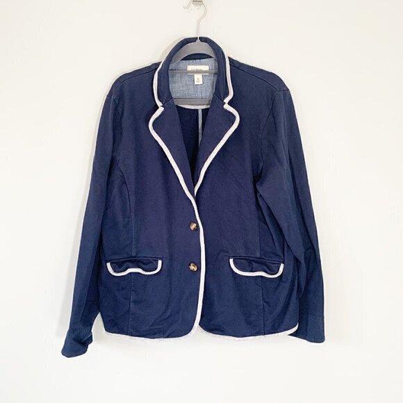 L.L. Bean Jackets & Blazers - L.L. Bean dark blue 100% cotton dual button dual pocket long sleeve blazer